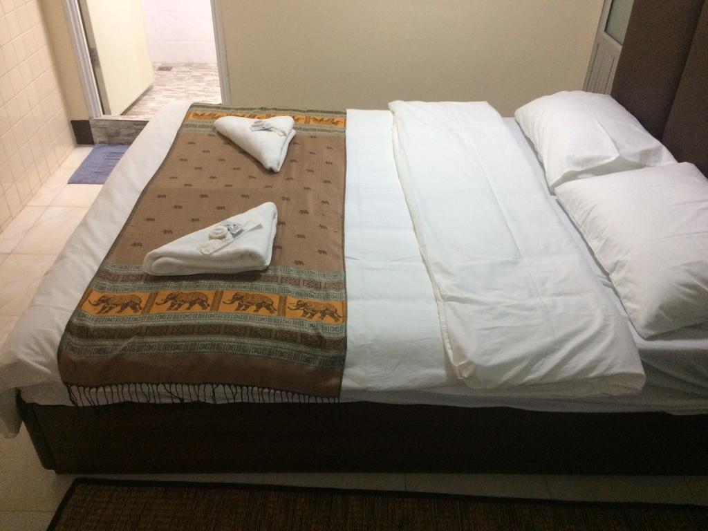 Jeesnail Guesthouse Bangkok Bagian luar foto